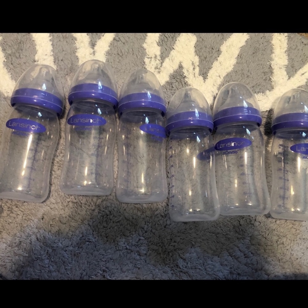 Lansinoh 8oz bottles (6)